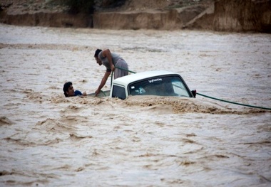 یک جان‌باخته و یک مفقودی در حوادث جوی ٢۴ ساعت گذشته
