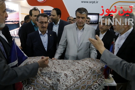رونمایی محمد اسلامی از نشریه قطار