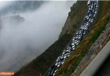بازگشایی جاده چالوس در ساعت ۳ بامداد / دلیل ترافیک چند ساعته جاده چالوس مشخص شد