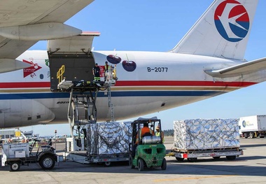 Cherry Express' B777 freighter visits Sea-Tac Airport