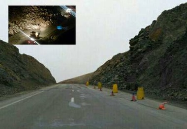 گردنه ماموخ در محور سنندج دیواندره با تلاش راهداران پاکسازی شد