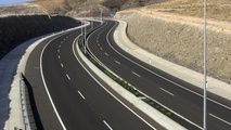 دولت پیگیر بهره برداری از پروژه تکمیلی آزاد راه همت است