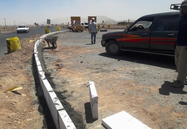 آغاز عملیات احداث دسترسی میدان واقع در ابتدای محور اسدیه

