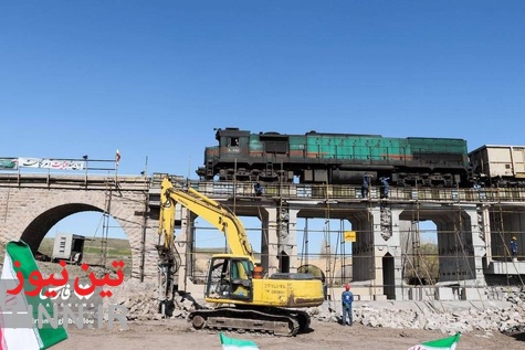 قدردانی زنجانی‌ ها از کارگران و مهندسان ریلی 