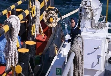 به‌کارگیری بانوان ایرانی بر روی کشتی های اقیانوس پیما