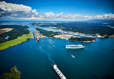  Panama Canal Defies Drought: Net Income Surges to $3.45 Billion