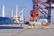 تحلیل اثرات توسعه بنادر کراچی و گوادر بر بازار ترانزیت منطقه و چالش‌ های پیش‌روی ایران