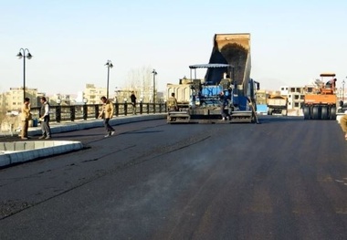۹۰۰ هزار متر مربع از معابر مشهد آسفالت شد