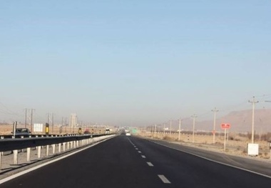 احداث بیش از 2 هزار کیلومتر بزرگراه و راه اصلی در استان فارس