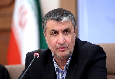 هیچ راهی جز تحرک بخشیدن به توسعه و استفاده حداکثری از بخش خصوصی و مردمی کردن اقتصاد وجود ندارد