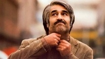 استخدام رانندگان کامیون در کسب وکاری که اسم پژمان جمشیدی را یدک می کشد!

