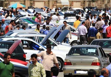 افت ۲ تا ۸ میلیون تومانی قیمت خودرو