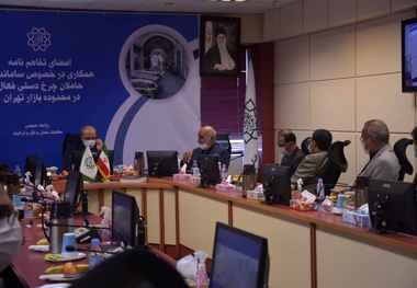تردد نادرست چرخ‌دستی‌ها یکی از دلایل اختلال در نظم ترافیکی بازار 