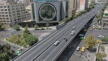 مسیر شرق به غرب پل کریم‌خان مسدود است