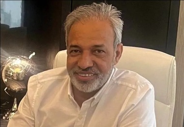 سوزنبانی درست،  راه آهن را روی ریل می آورد/  آیا در راه­ آهن کسی سوزنبانی می ­داند؟! 