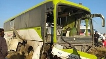 واژگونی اتوبوس در محور سیرجان - شیراز، ۱۳ مصدوم بر جا گذاشت