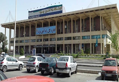 قطار ویژه «یزدریل» نیمه اول ۱۴۰۵ روی ریل می آید