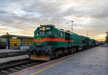 ساعت حرکت قطارها و اتوبوس‌ها تغییر نمی‌کند