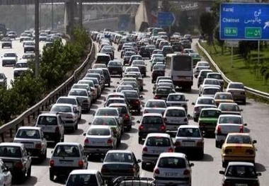 ترافیک پرحجم در جاده‌های منتهی به شمال/ بارش باران در مازندران