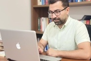سیم کارت های «سفید» و حاکمیت قانون: تحلیل یک امتیاز پنهان از منظر حقوق عمومی و قانون اساسی ایران