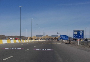انتقاد یک راننده از نحوه جریمه کامیون‌ها در عوارضی ساوه همدان