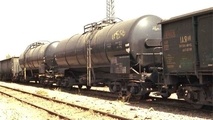 خروج ۳ واگن از یک قطار باری در محور ریلی جنوب؛ مسیر بازگشایی شد
