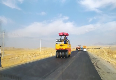 پیشرفت ۵۲ درصدی پروژه آسفالت‌ریزی ایرانشهر
