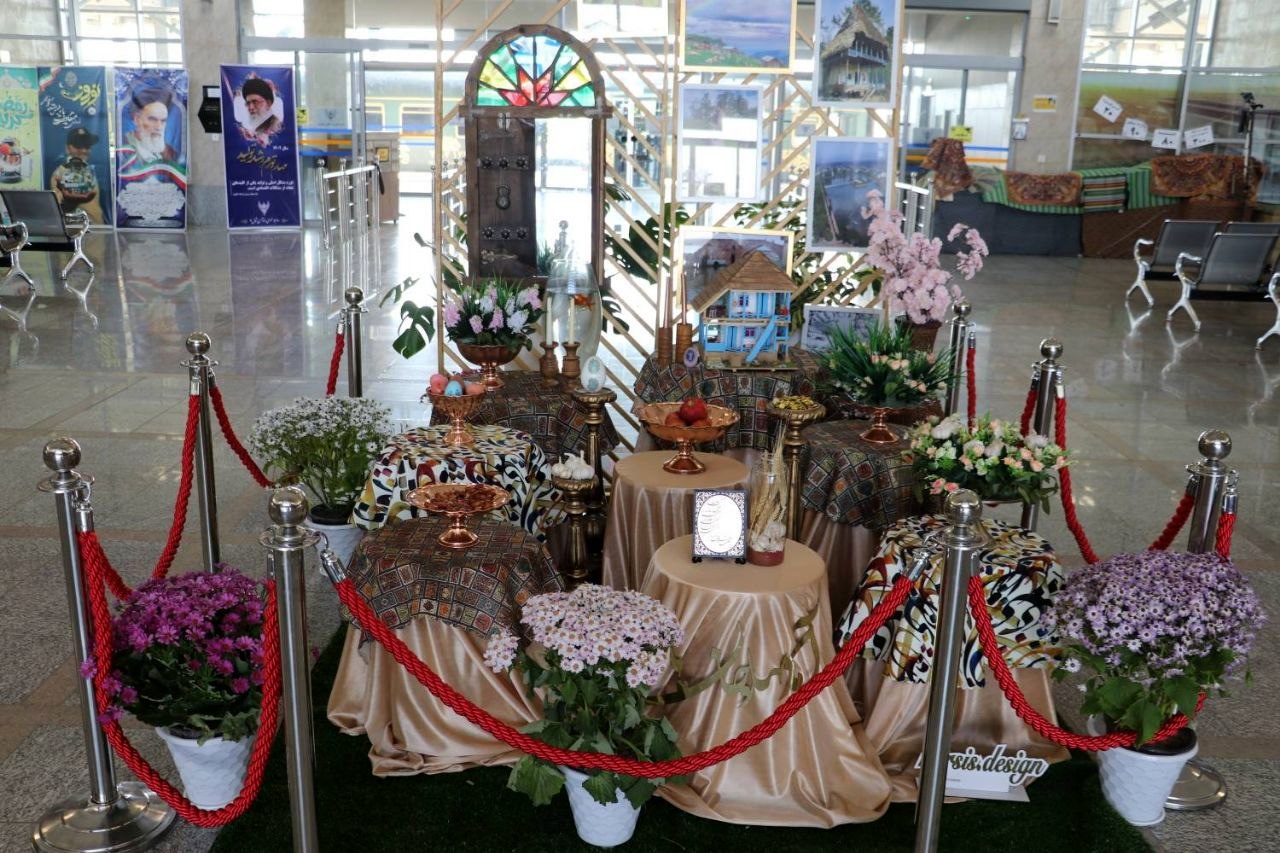 سفره هفت سین نوروزی ایستگاه راه آهن رشت