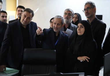 بازدید وزیر راه و شهرسازی از فرودگاه شهید هاشمی نژاد مشهد 