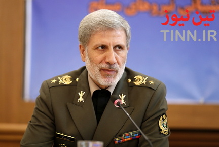 امضای تفاهمنامه احداث ۱۰۰ هزار واحدمسکونی بین وزارت راه و شهرسازی و وزارت دفاع
