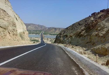 اجبار رانندگی اتوبوس با 2 راننده در شب، در جاده زاهدان چابهار + سند