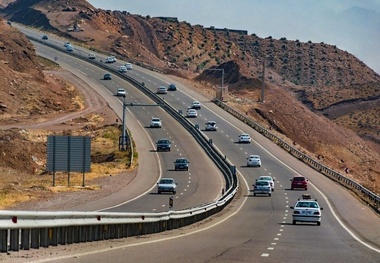 آخرین وضعیت راه‌ های کشور/ ترافیک سنگین در برخی از محورهای منتهی به تهران