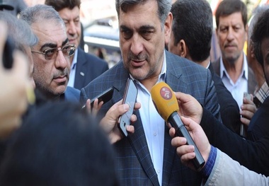 حمایت پیروز حناچی از فرزانه صادق ؛  نگاه کارشناسانه و قانون گرایی از ویژگی های مهم خانم صادق است

