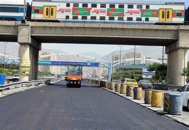 آسفالت‌ ریزی ۱۲ بزرگراه تهران تا پایان شهریور ماه ۱۴۰۲ 