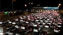 ترافیک سنگین در محورهای هراز و فیروزکوه/ واژگونی پژو 206 در محور فیروزکوه یک کشته برجای گذاشت