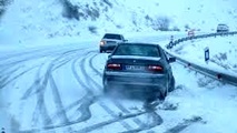 همراه داشتن زنجیرچرخ برای تردد در جاده‌های زنجان الزامی است