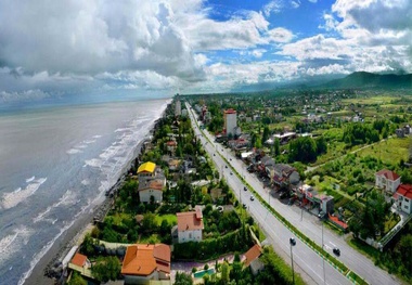 ساخت برج هفت طبقه در جوار منطقه ای با زمین های سست و کوچه 8 متری+ فیلم