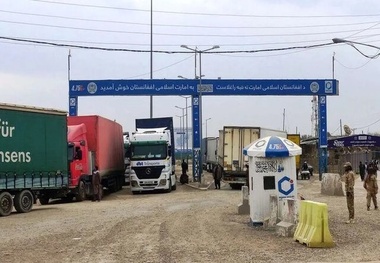 رانندگان ۷۰۰ کامیون ایرانی در افغانستان منتظر ورود به ایران هستند