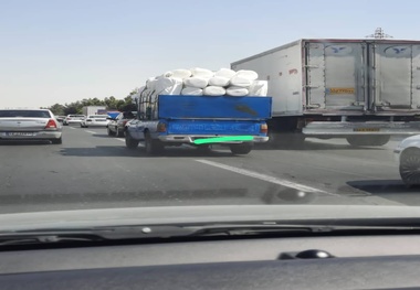 وضعیت حمل و نقل جاده ای بار در یکی از پرترددترین آزادراه های کشور 