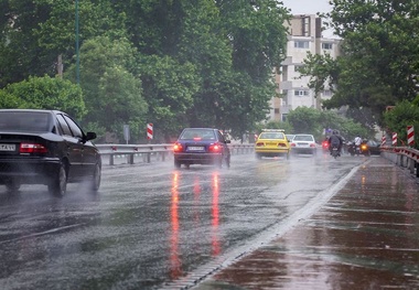 باران، برف و کولاک در راه ایران