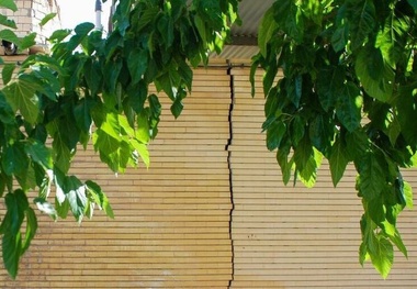 تخلیه کامل شهرک مسکونی اصفهان به دلیل فرونشست
