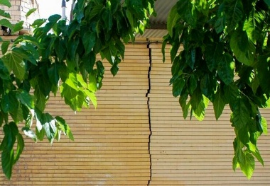 تخلیه کامل شهرک مسکونی اصفهان به دلیل فرونشست

