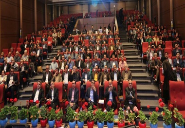 جوایز بهره وری و تعالی سازمانی بخش ریلی به چه کسانی رسید؟