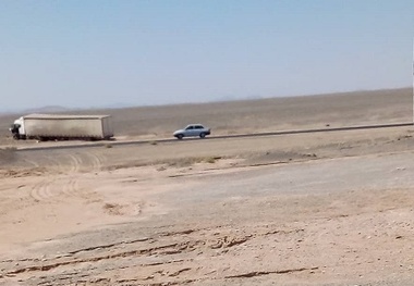 دو حادثه خروج تریلی از جاده در طی یک هفته+ پیشنهاد طنز یک راننده
