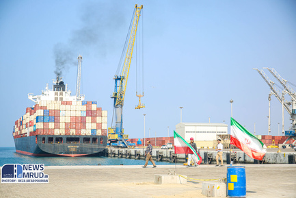 افتتاح 96 کیلومتر کریدور بزرگراهی و آغاز عملیات اجرایی 5 طرح بندری در چابهار (7)