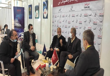 حضور کارشناسان حمل ونقل در غرفه تین