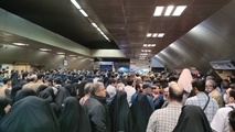امکان تخلیه مسافری در ایستگاه های تئاترشهر و انقلاب وجود ندارد