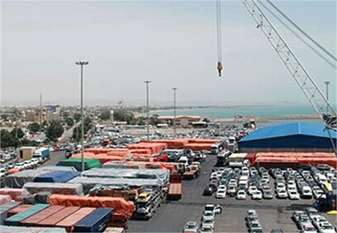 افزایش ۲۴ درصدی صادرات غیر نفتی طی ماه نخست سال ۹۶ در بنادر غرب هرمزگان