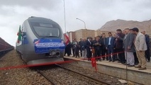 کاهش ۶ ساعته زمان سیر با بهره‌برداری از راه‌ آهن دوخطه رخش- چاه خاور- طبرکوه 