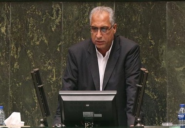 نفع سرمایه‌گذاران در انتقال صنایع به پسکرانه بنادر است
